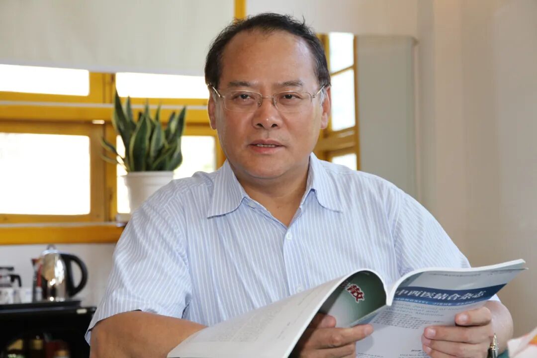 名医“近”一步 健康“紧”相随丨国务院特殊津贴专家杨叔禹教授来漳州市中医院坐诊啦