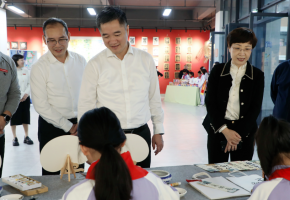 鯉城區(qū)政府主要領(lǐng)導(dǎo)調(diào)研區(qū)屬學(xué)校，并宣講黨的二十屆四中全會(huì)精神