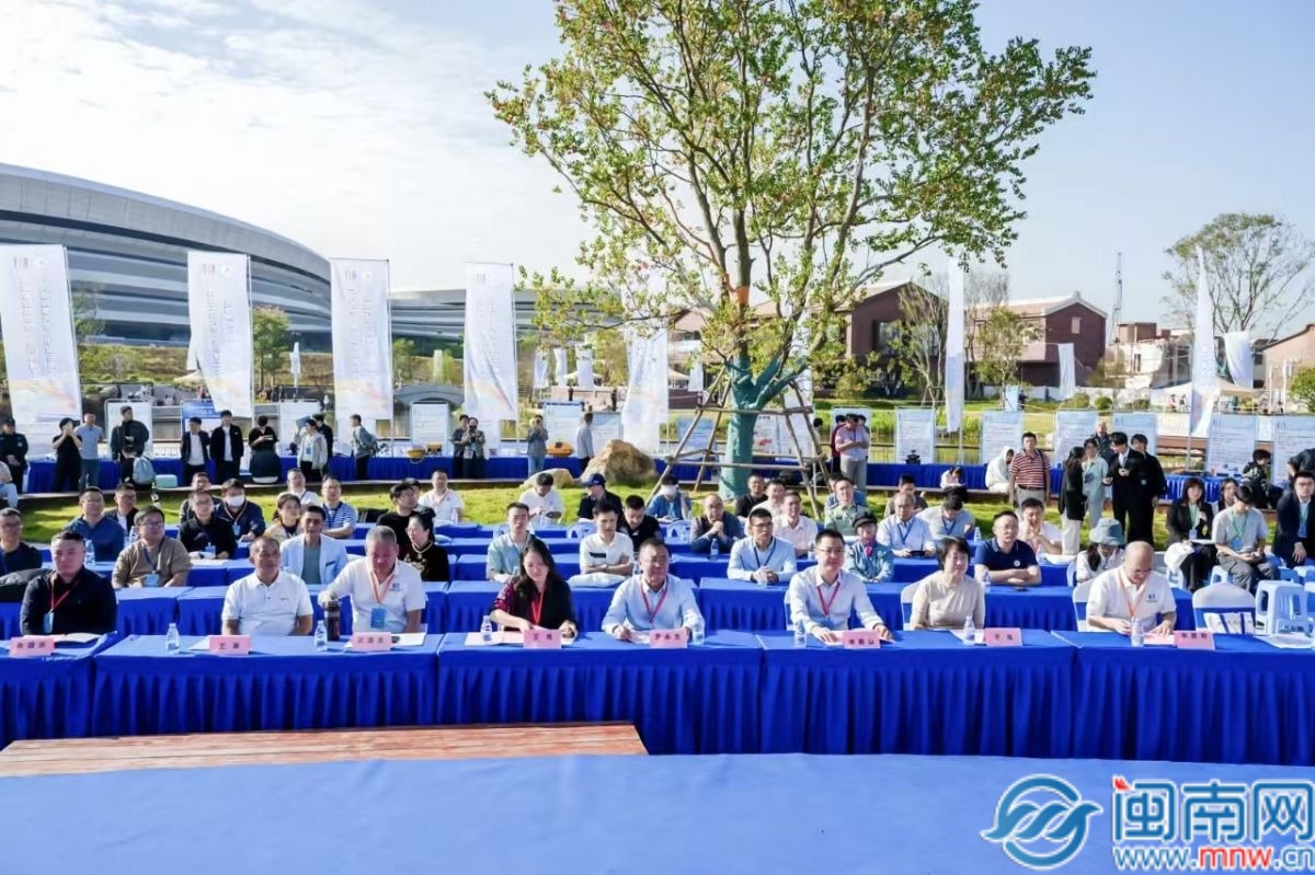 第十八届先进机器人及仿真技术大赛智慧海洋赛道国赛（漳州站）开幕