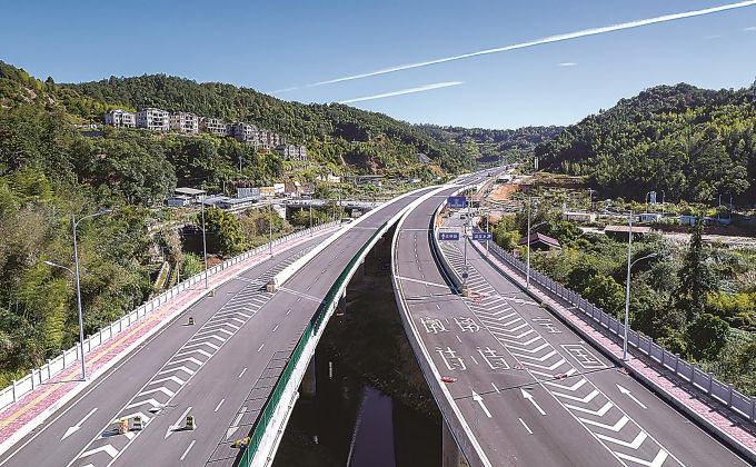 德化县北环路立交桥项目进入收尾冲刺阶段