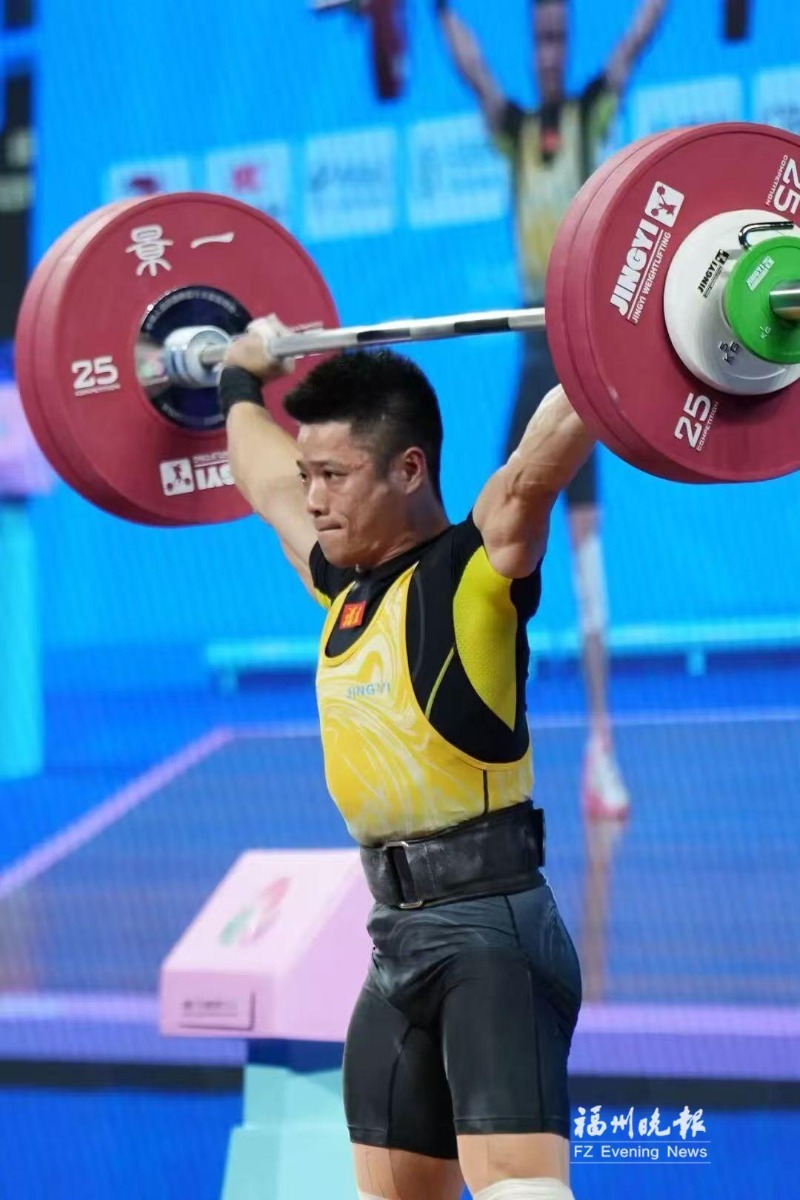 福州名将李发彬加冕全运会“三金王”