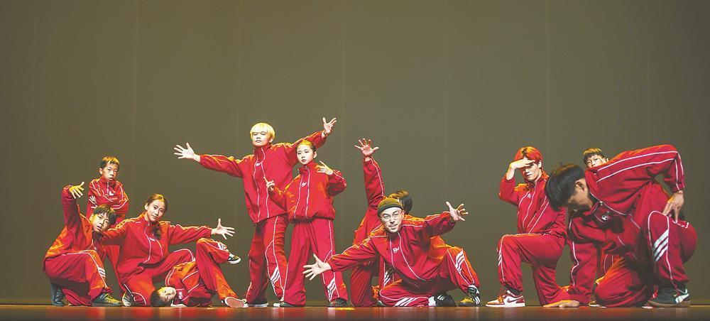 以舞会友 以艺连心