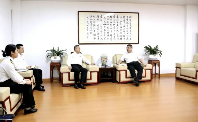 漳州台商区党工委书记会见漳州海关关长庞林一行