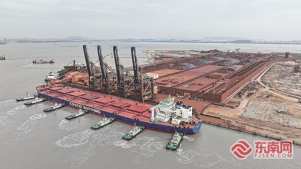 莆田罗屿港迎来第50艘40万吨级巨轮