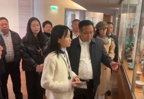 德化縣委書記方俊欽帶團(tuán)赴法訪問(wèn)吉美博物館