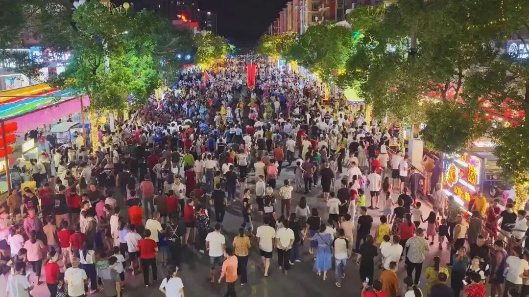 泉港区：夜市经济“小题材”激活镇域经济高质量发展“大文章”