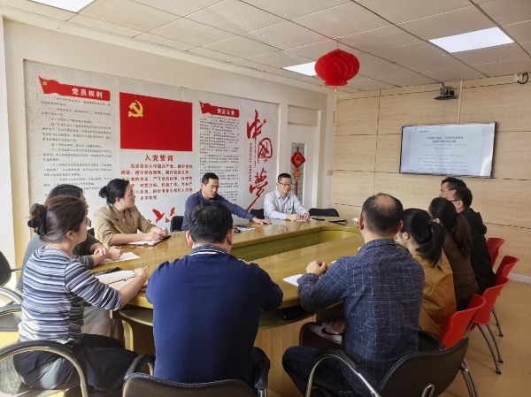 人保财险龙湖支公司：深学细悟强信念 实干笃行开新局