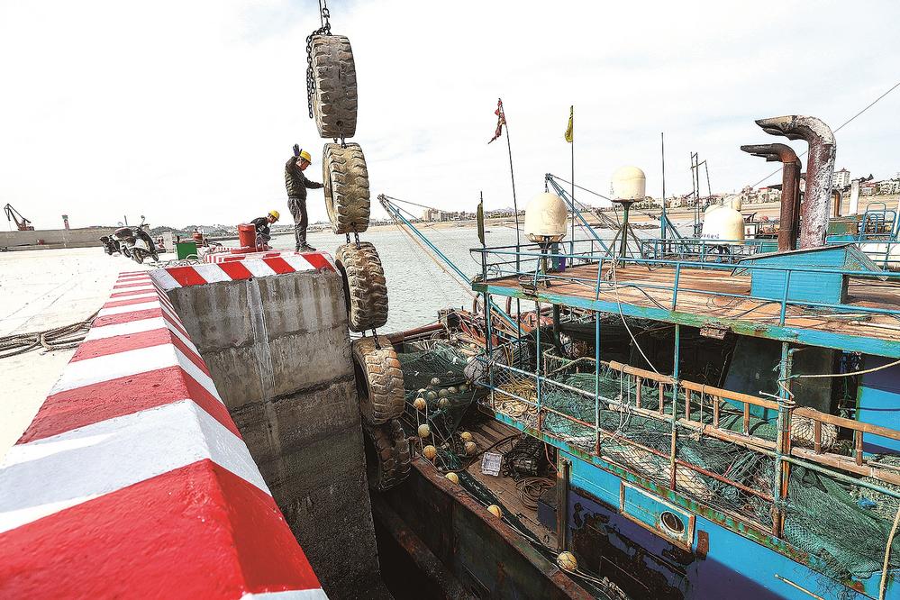 锦尚东店一级渔港水工主体结构完工