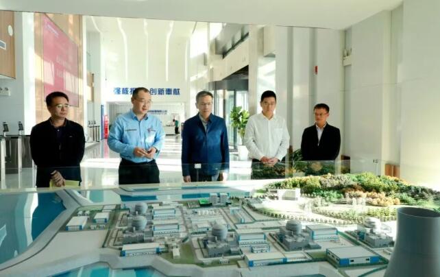 云霄县代县长到列屿镇调研