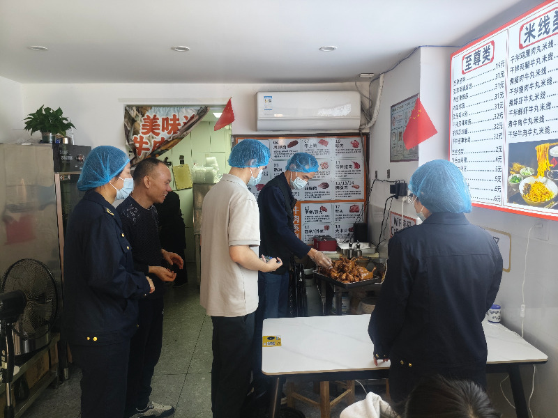 芗城区市场监管局聚焦抽检赋能 筑牢大学校园食品安全堡垒