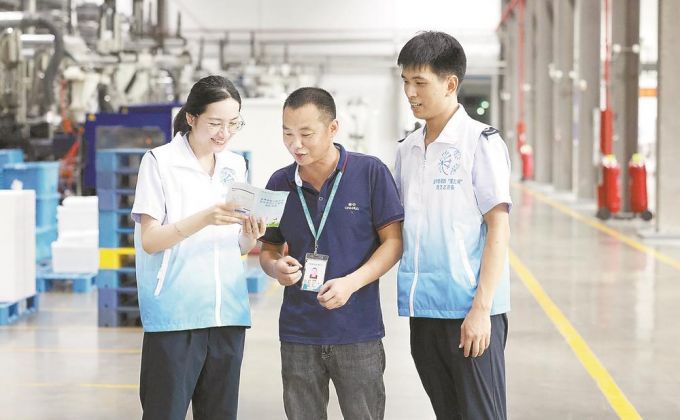 从7人到17万余人  “蒲公英”星火燎原  