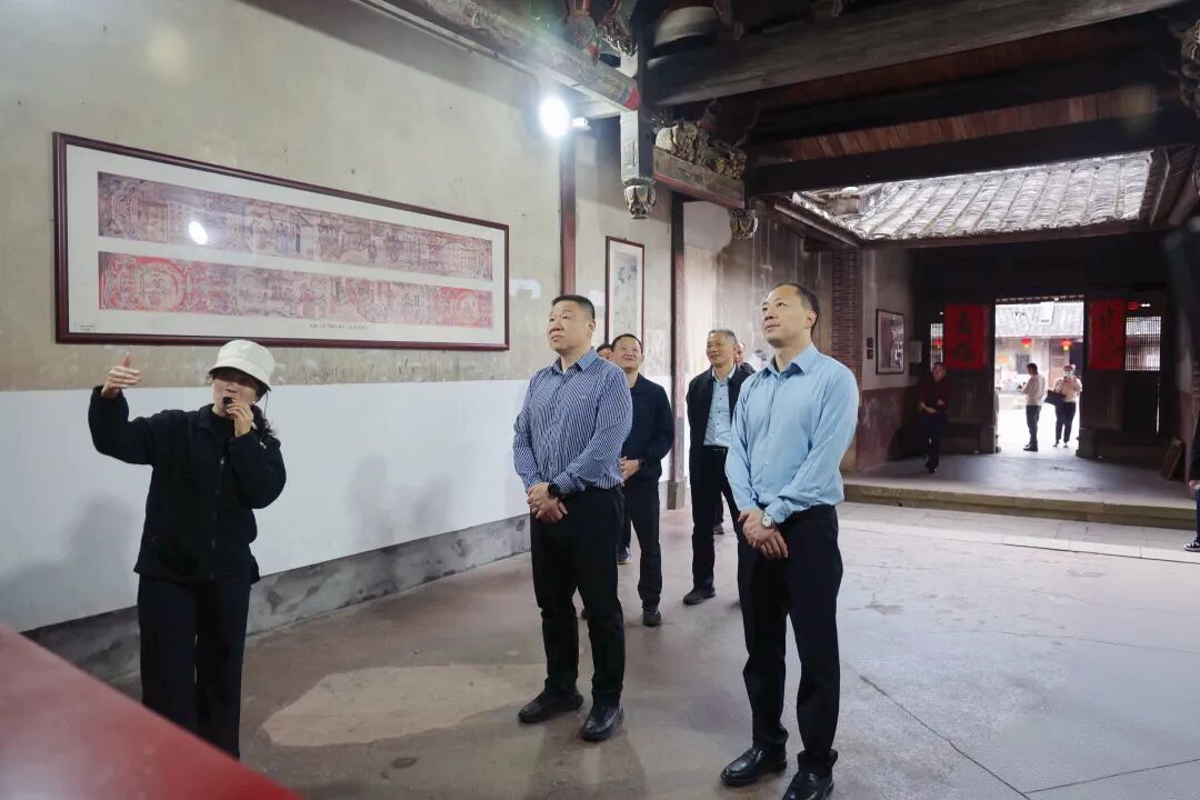 南靖县委书记带队到华安考察交流