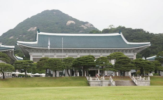 韩国总统府本月迁回青瓦台