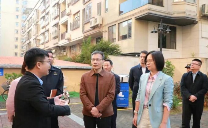 云霄县代县长督导城市文明建设工作