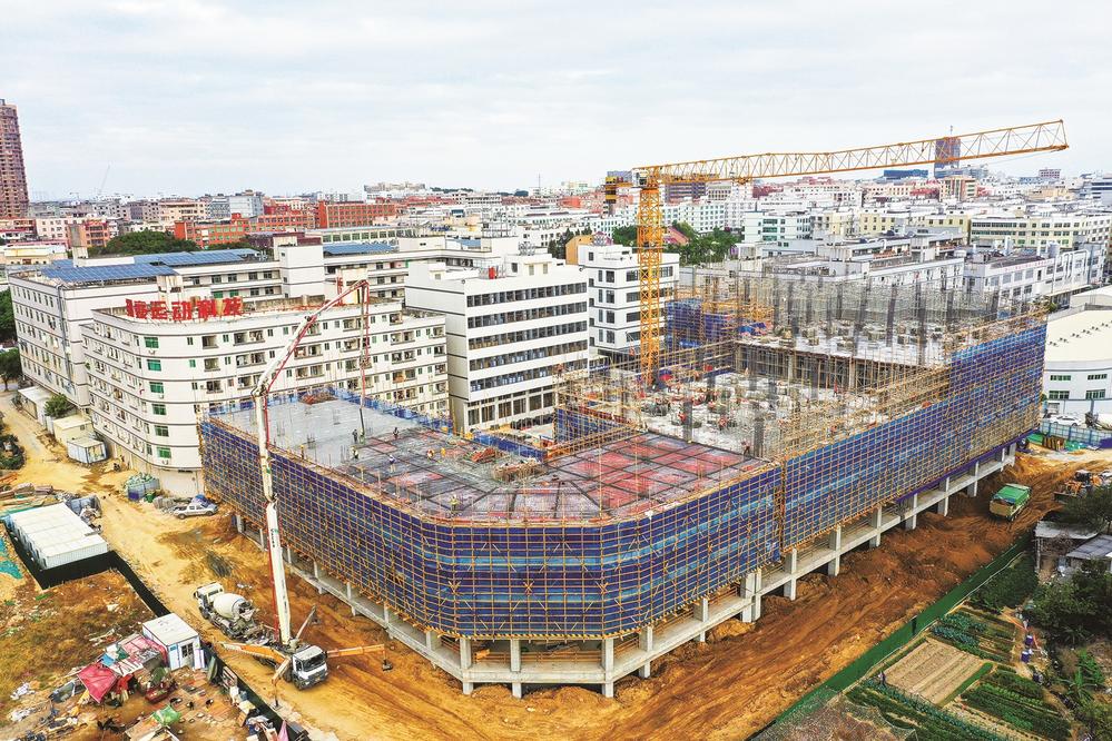 伊妮斯服饰厂房扩建项目加快推进