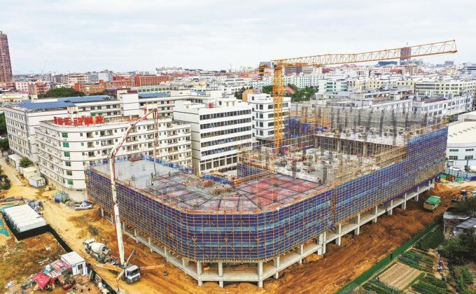 伊妮斯服饰厂房扩建项目加快推进