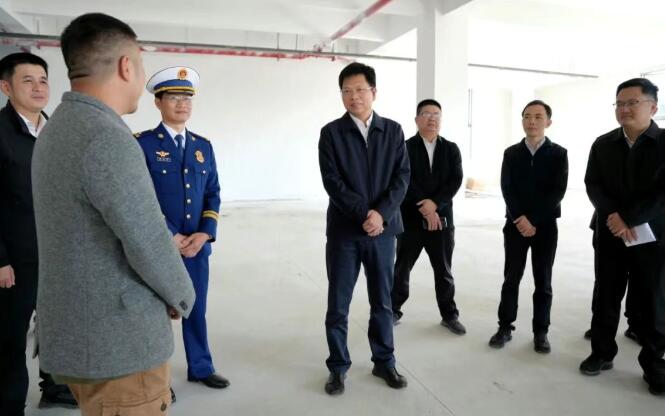 云霄县委书记开展党政领导“企业接待日”活动