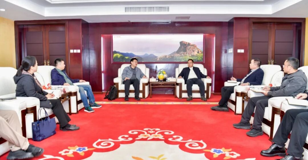 德化县委书记方俊钦会见京东集团和浙江城数集团代表