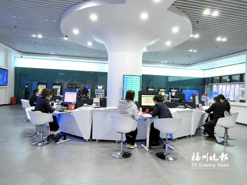 福州市政务服务中心推出全程帮办服务