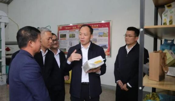 華安縣委書記專題調(diào)研種養(yǎng)加一體化現(xiàn)代農(nóng)業(yè)產(chǎn)業(yè)園建設(shè)