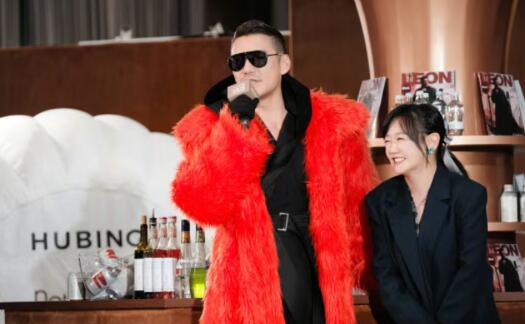 薛佳凝與胡兵重逢 兩人激動擁抱&ldquo;紅了眼眶&rdquo;