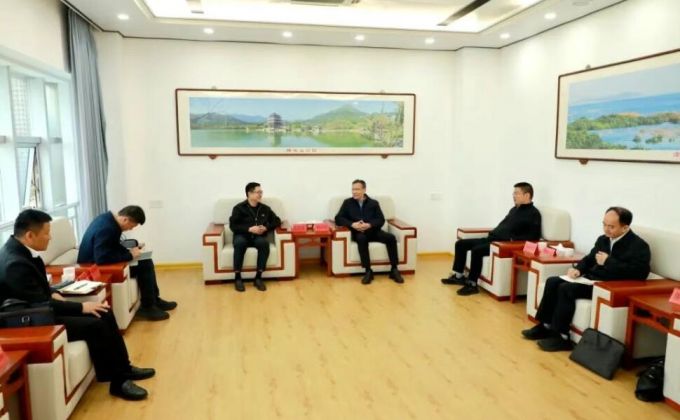 云霄县代县长会见漳州发展党委书记、董事长一行