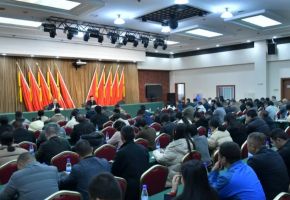 德化縣縣長吳志樸講授專題黨課