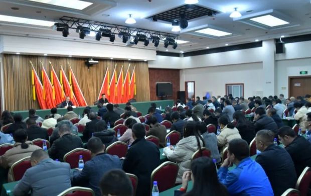 德化县县长吴志朴讲授专题党课