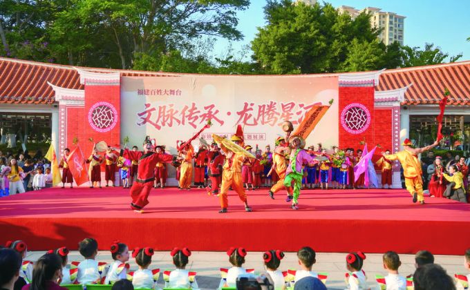 喜迎元旦 安海举行非遗主题展演