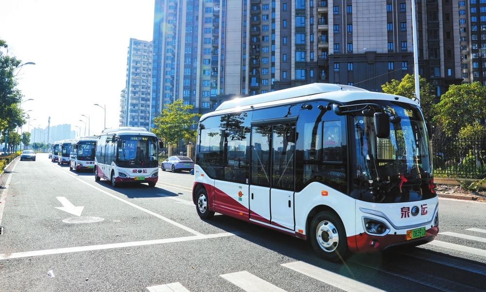 南安40辆新能源公交车“上岗”