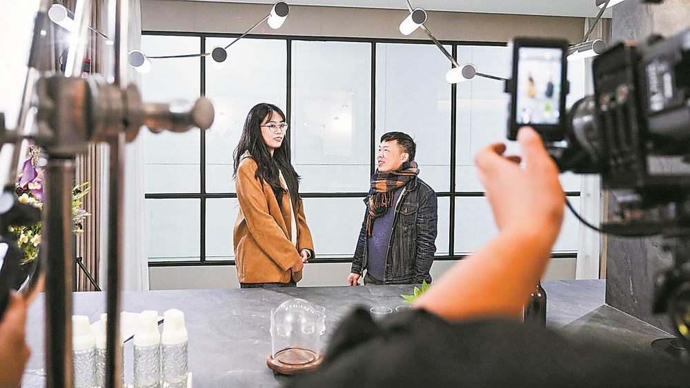 泉州百崎两岸微短剧产业园：片场跨年初体验