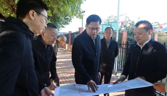 漳州高新区领导带队调研重点项目建设工作