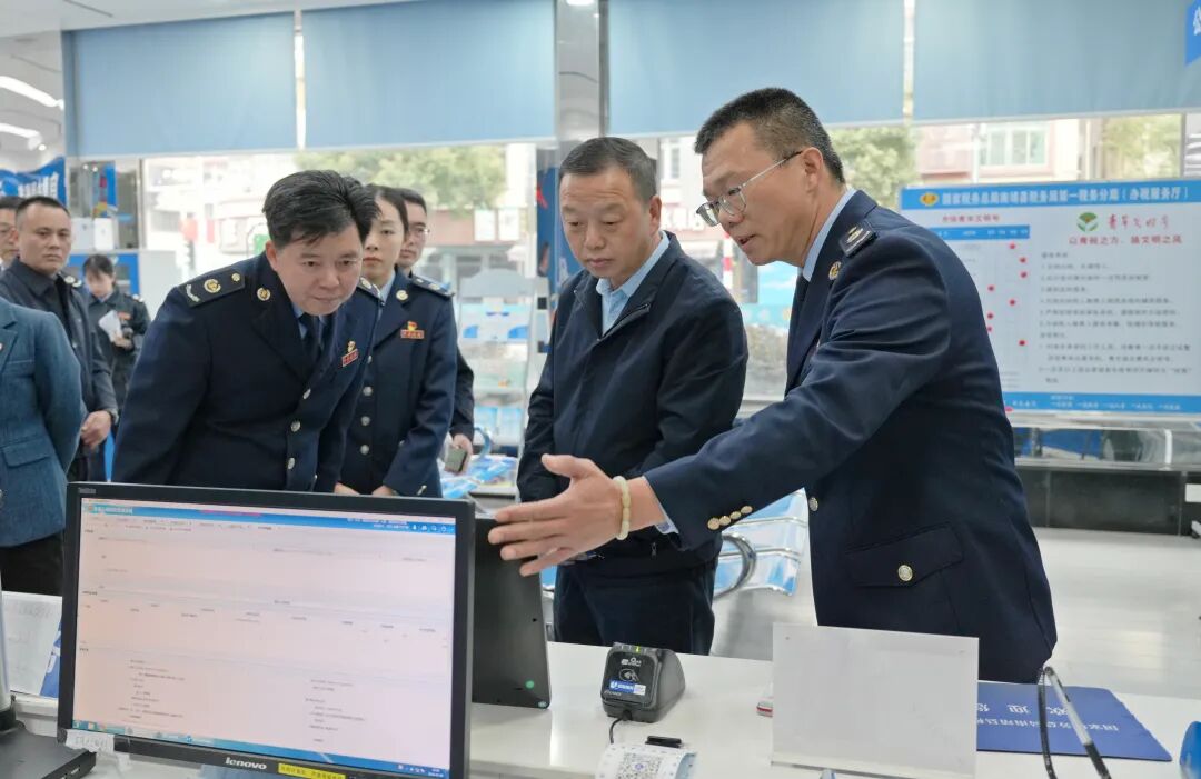 南靖县领导调研营商环境并开展“企业家接待日”活动