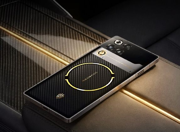 红魔11Pro+臻金传奇版开启预约 售价高达9899元