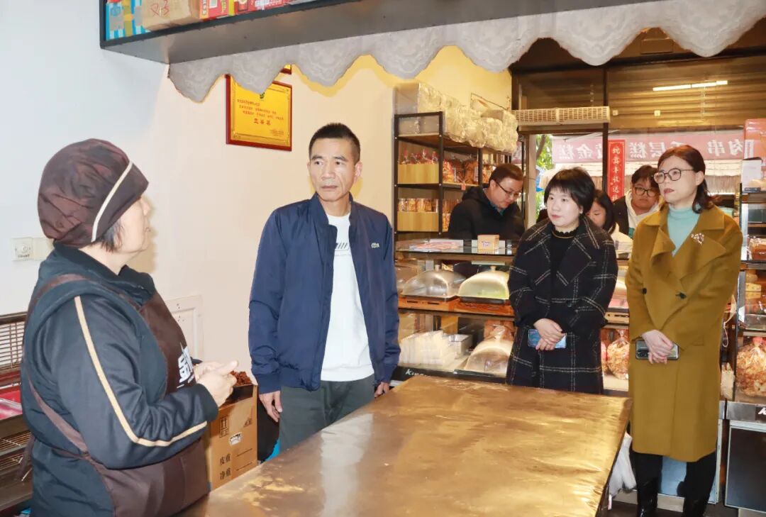 洛江区领导带队开展东南亚美食产业调研工作