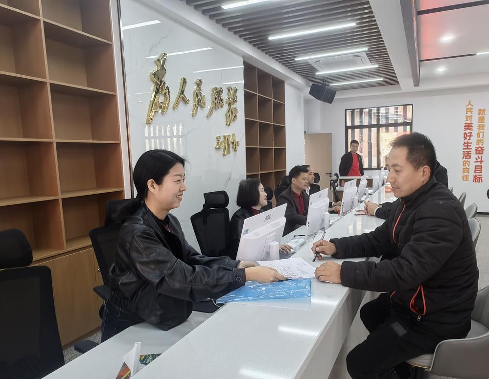 石狮东埔二村党群服务中心揭牌启用