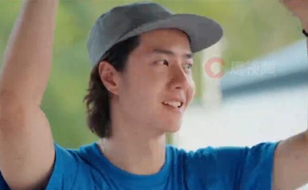 王一博回应结婚问题：太遥远了 尚无法考虑