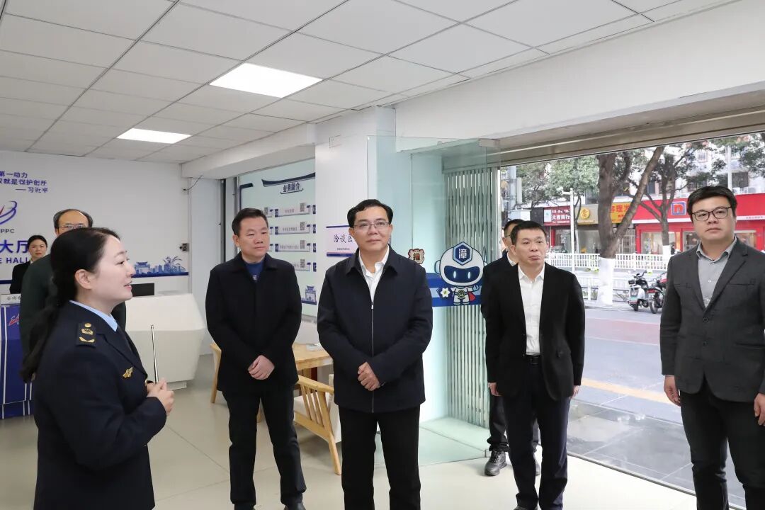 打造一流营商环境！王进足到芗城区高新区督导推进