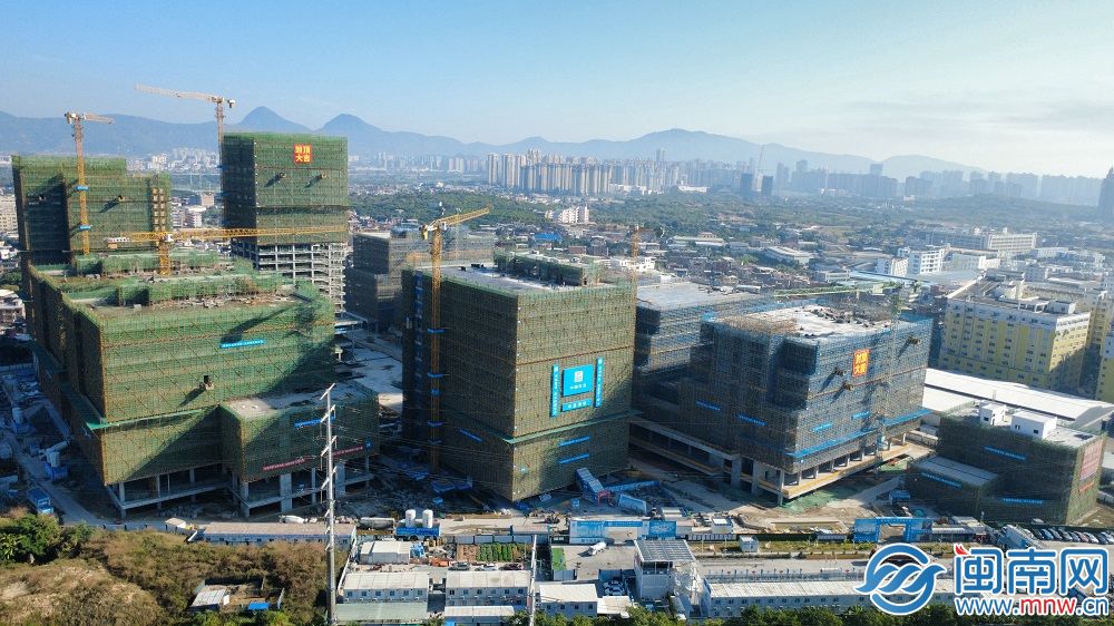 6f66b4f6-9fd0-49b7-a897-cfa49bea3e23