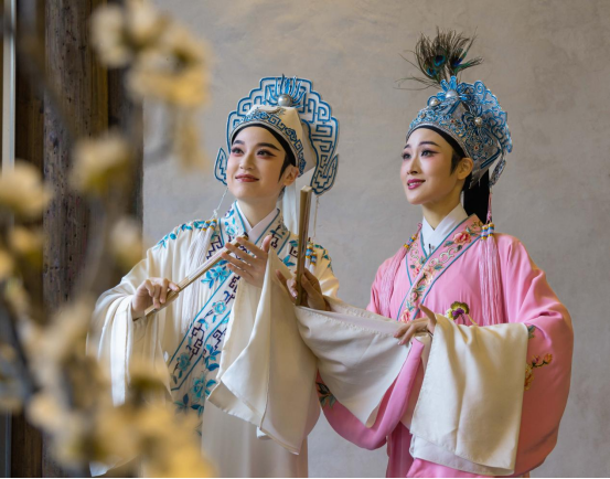 连接戏曲与城市的视觉诗学： 福建省美术馆举办“光影之间”摄影工作坊