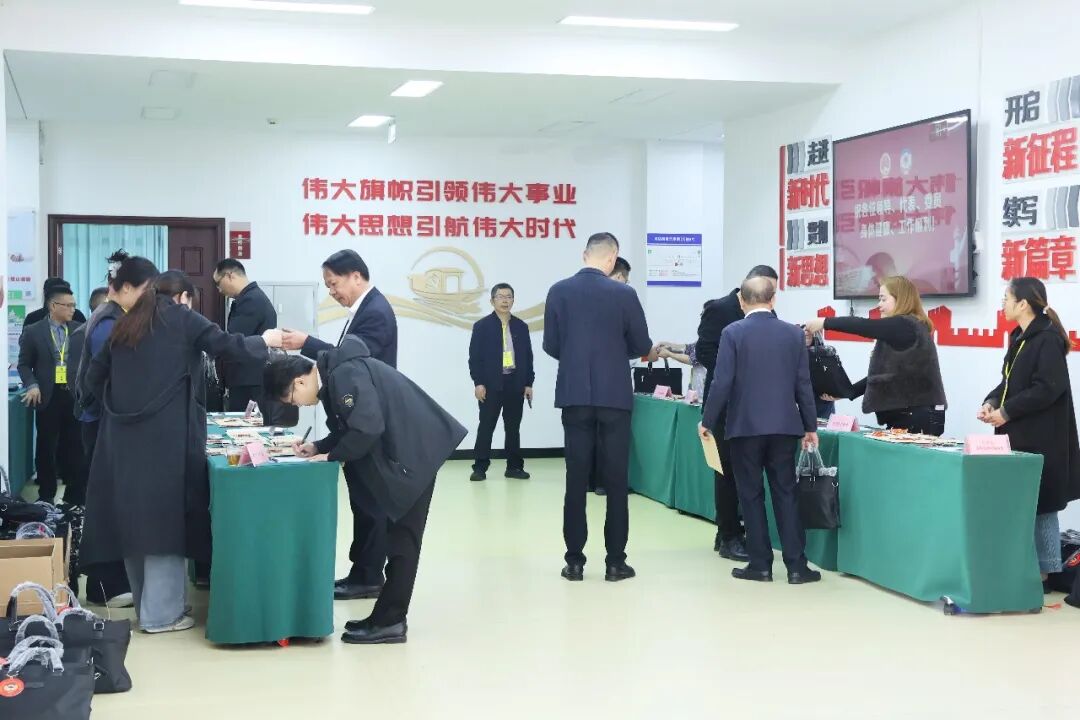 建睿智之言，献务实之策！洛江区政协委员18日报到