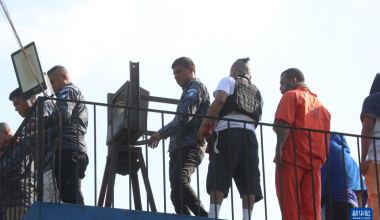 Σ����������ɧ������������̬ ȫ��ͣ��һ��