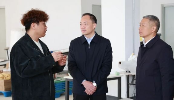 華安縣委書記開展現(xiàn)代農(nóng)業(yè)服務業(yè)開發(fā)區(qū)專題調研