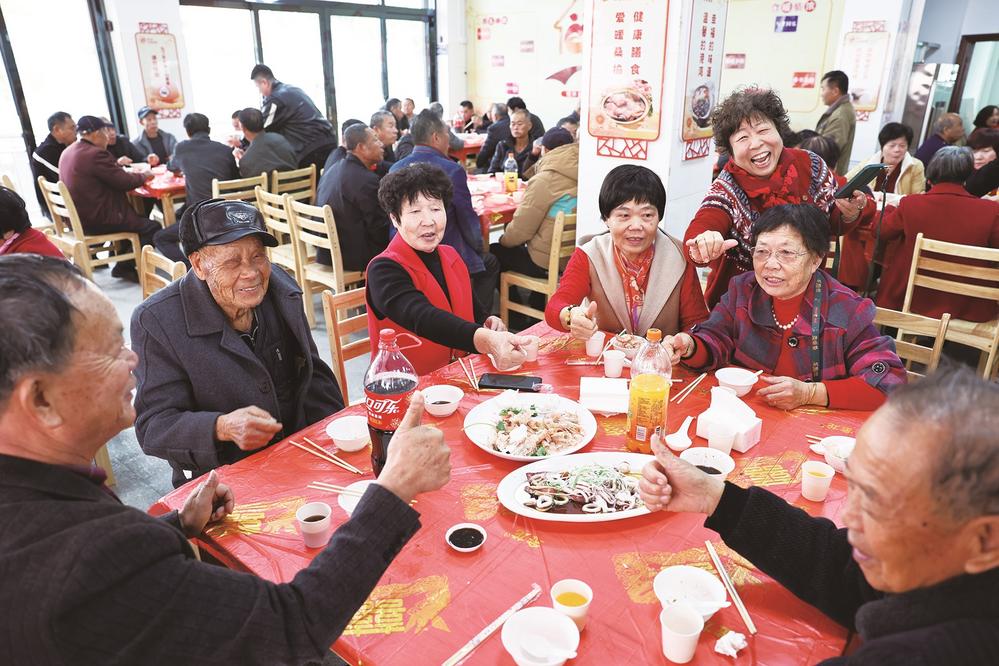 石狮永宁镇第7家长者食堂开餐  175名老人乐享免费午餐