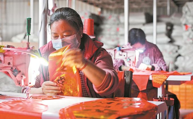 ����ȷ�ֱ����Ȫ���������Ƶ���ӭ�´�