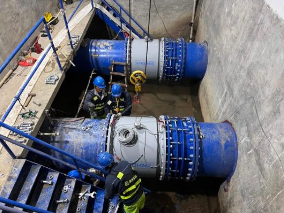 党建红映供水蓝！泉南水厂寒夜抢修实现用水 “不断档”