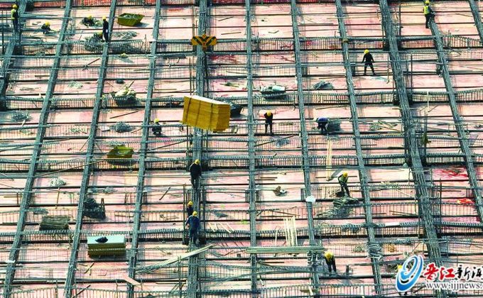 500多名工人奋战一线  长立智慧物流产业园建设加速推进