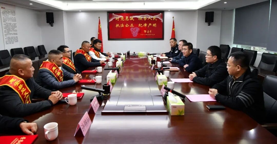 惠安县政府主要领导接见见义勇为先进个人代表并召开2025年度惠安县见义勇为表扬奖励大会