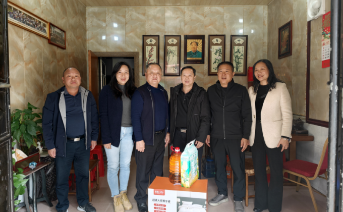 漳州市侨联到长泰区开展新春走访慰问活动