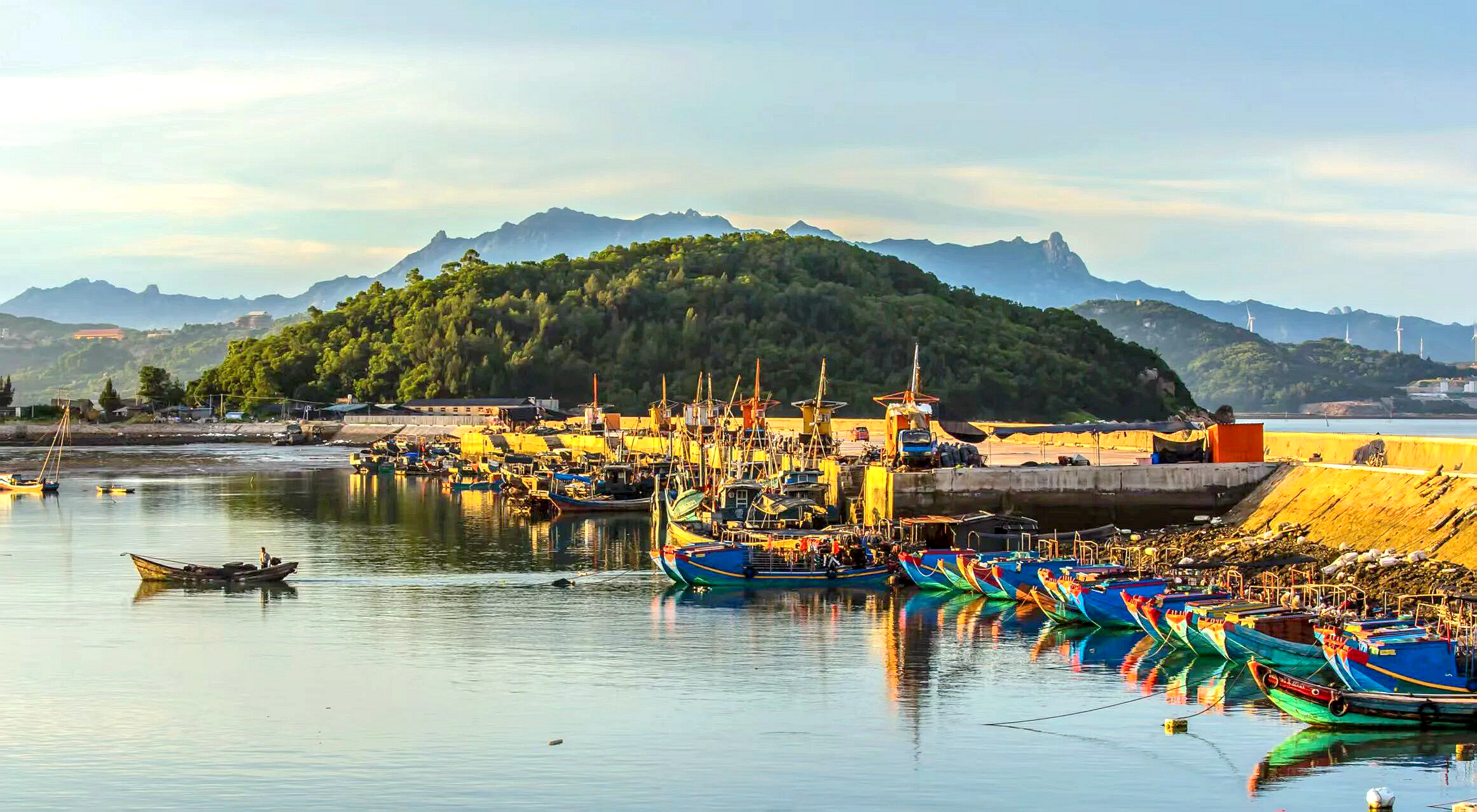 云霄：人居环境焕新颜 “滨海小镇”谱新篇